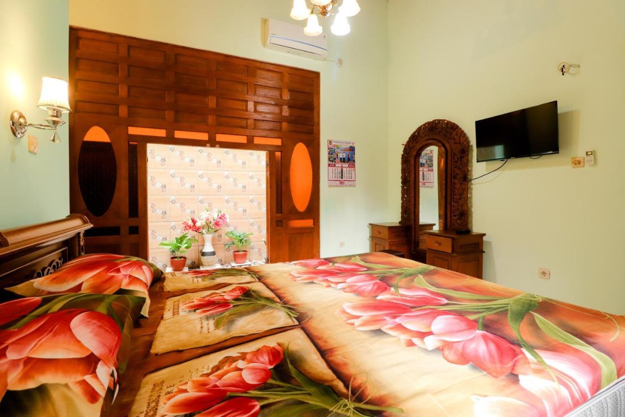 Griya 90Tr Syariah Hotel Ngaglik Exterior photo