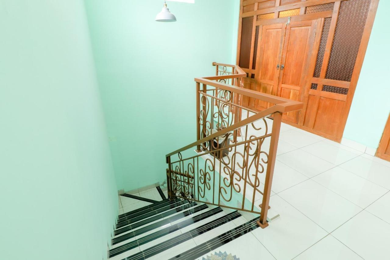 Griya 90Tr Syariah Hotel Ngaglik Exterior photo